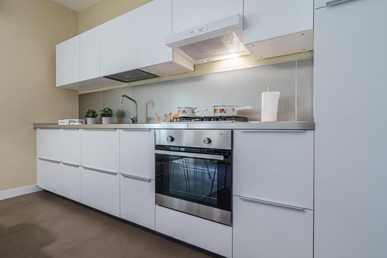 Holiday In Home Suite Archimede Catania Exterior foto