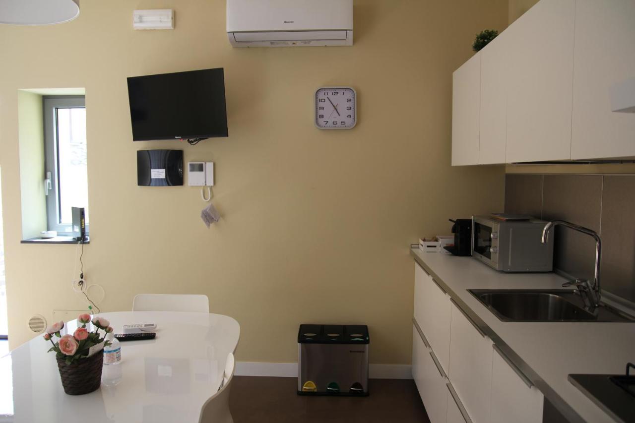 Holiday In Home Suite Archimede Catania Exterior foto