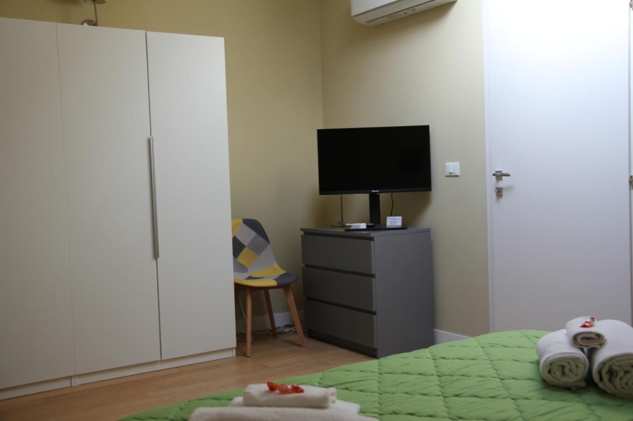 Holiday In Home Suite Archimede Catania Exterior foto